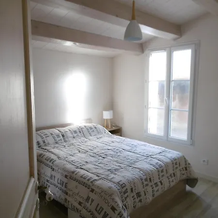 Maison Renovee 2019 Proche Avec Jardin Prive - Fr-1-823-89 Holiday home *